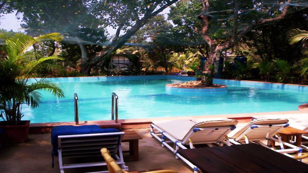 Little Italy Otel Calangute Dış mekan fotoğraf